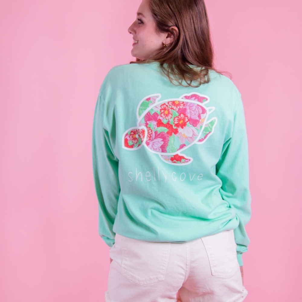 Shelly Cove Long Sleeve Tee